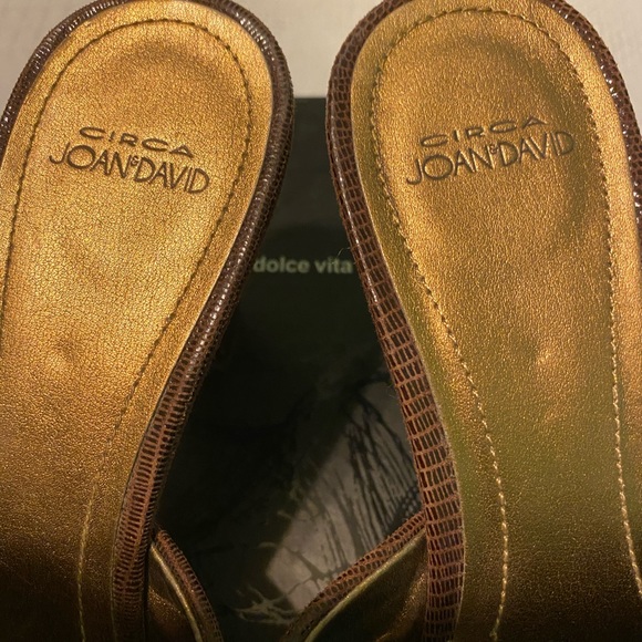 Joan and David Circa Leather Sandals Size 8 1/2 - Picture 5 of 5